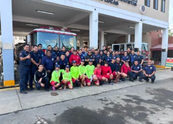 Atiende Bomberos Cabo San Lucas 52 servicios durante días santos. 