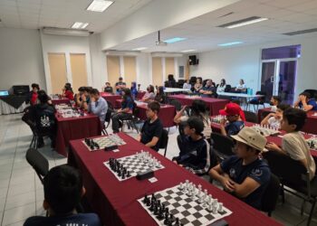 “CADA JUGADA CUENTA” PLÁTICA PREVENTIVA BRINDADA POR LA PGJE A PARTICIPANTES DEL 4º TORNEO DE AJEDREZ 