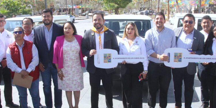 Anuncian adquisición de tres vehículos e inicio de acción legal contra exfuncionarios de Los Cabos 