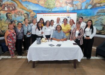 Presentan libro “Mala Suerte Billy” en la biblioteca pública “Amelia Wilkes” en Cabo San Lucas