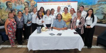 Presentan libro “Mala Suerte Billy” en la biblioteca pública “Amelia Wilkes” en Cabo San Lucas