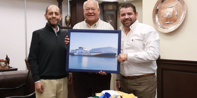 Gobernador Víctor Castro Cosío anuncia nuevo transbordador en la ruta La Paz-Mazatlán