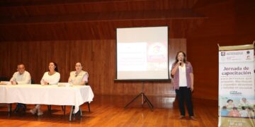 Inician capacitación dirigida a personal de tiendas escolares en nivel básico y medio superior
