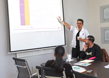 Capacitan a profesionales del programa “Curadamente” para el manejo de pacientes violentadas