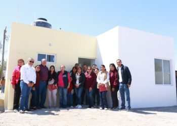 Beneficia Castro Cosío a familias con viviendas en el norte del estado