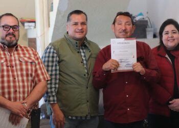 Entregan títulos de concesión a taxistas y realizan Jornada por la Paz en Vizcaíno