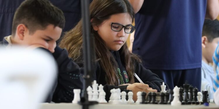 Conforman 3 ajedrecistas de La Paz selección estatal para macro regionales