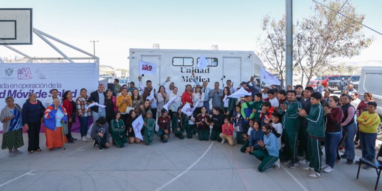 Ofrecen Milena Quiroga y Fundación Don Antonio Rivera Venegas, más salud en las comunidades