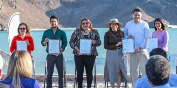 Recibe La Paz recertificación Platino de sus playas