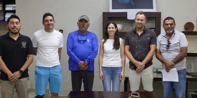 Turismo Municipal de La Paz se reúne con nuevo Comité del Tiburón Ballena