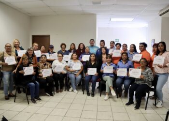 Capacita DIF Municipal a encargadas de CDC en temas de liderazgo