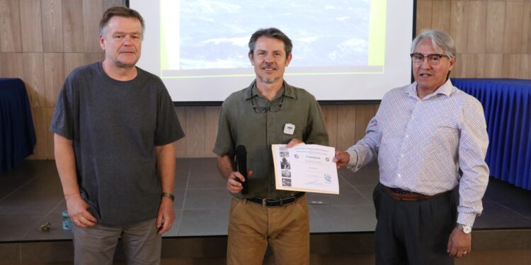 Conferencia en la UABCS destaca retos y oportunidades de la transición energética