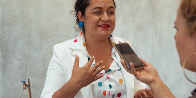 A través del Programa Comunitario “Del Escritorio a Tu Colonia” se fortalece la atención ciudadana en Miraflores 