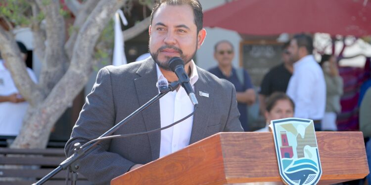 Refrenda alcalde Christian Agúndez compromiso con el combate a la corrupción y rendición de cuentas