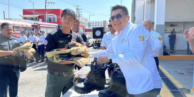 Anuncian Ayuntamiento de Los Cabos y Bomberos CSL nuevos proyectos de infraestructura 