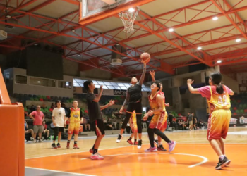 Sostiene equipo de básquetbol del CEDEM juego amistoso con Academia Guaycuras