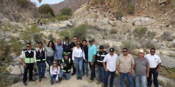 Delegada Karina de la O realiza supervisión de caminos rurales previo a las Fiestas Tradicionales El Sauzal 2025