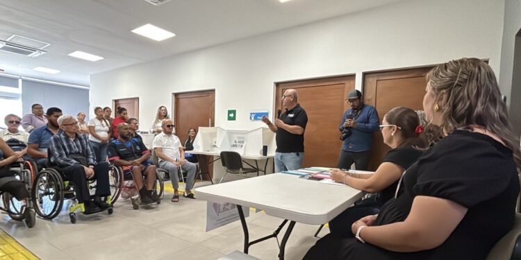 Capacita ISIPD e INE a personas con discapacidad para la integración de casillas inclusivas