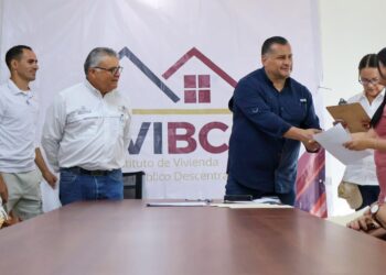 Atiende INVI a familias de comunidades de Comondú, Loreto y Mulegé