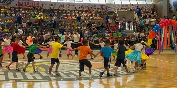 Fomentan la educación integral en muestra pedagógica de preescolar
