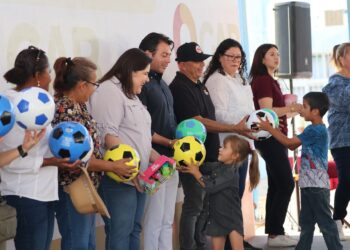Realizan actividad para niñas y niños de la colonia La Pasión, en La Paz