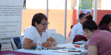 Jornada Social y de Empleo en la colonia Olas Altas, en La Paz, este 7 de mayo
