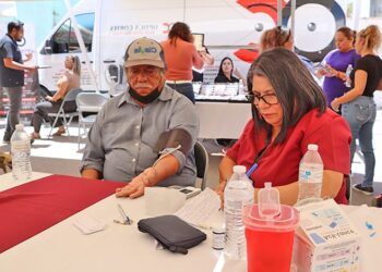 Llama Salud a realizar hábitos saludables para evitar hipertensión