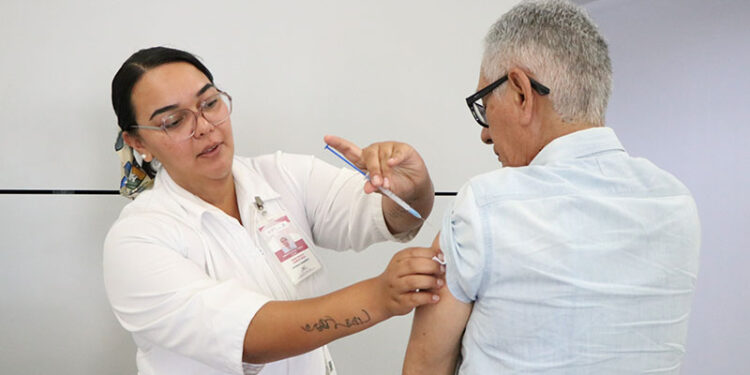 Sector Salud de BCS cumplió la meta durante la Semana Nacional de Vacunación