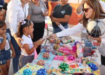 Realiza GAB de la Secretaría del Trabajo actividad en la colonia Lázaro Cárdenas