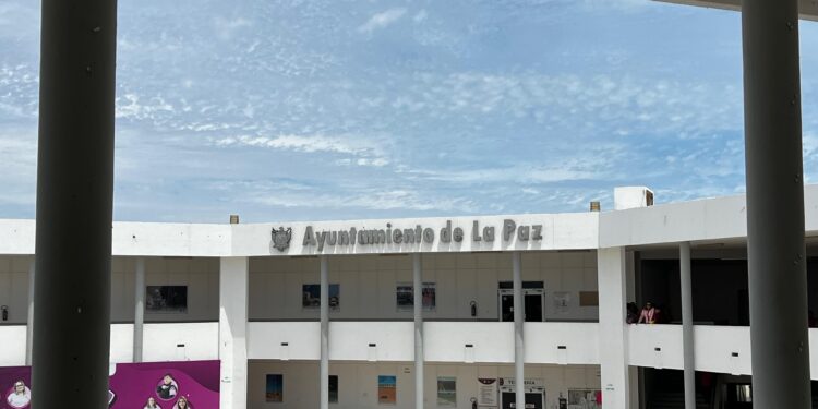 Ayuntamiento de La Paz trabaja por garantizar transparencia y legalidad en la regularización del padrón de alcoholes