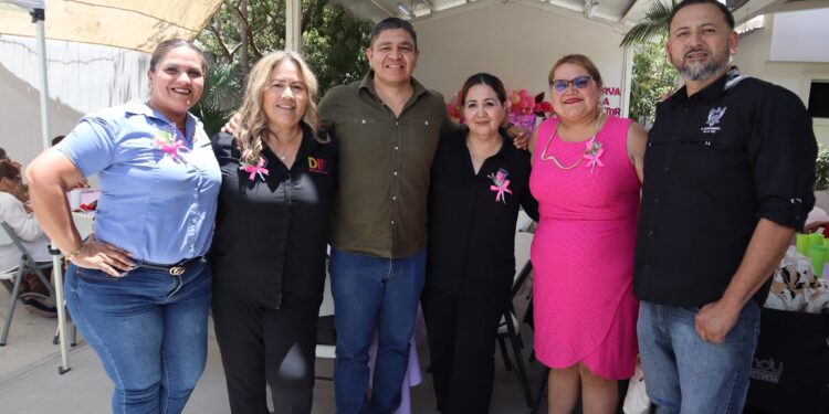 DIF La Paz celebra el Día de las Madres con más de 120 abuelitas de las Casas de Día 