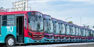 Con apoyo del Gobierno Federal, Milena Quiroga consolida mejoras en el servicio de transporte público