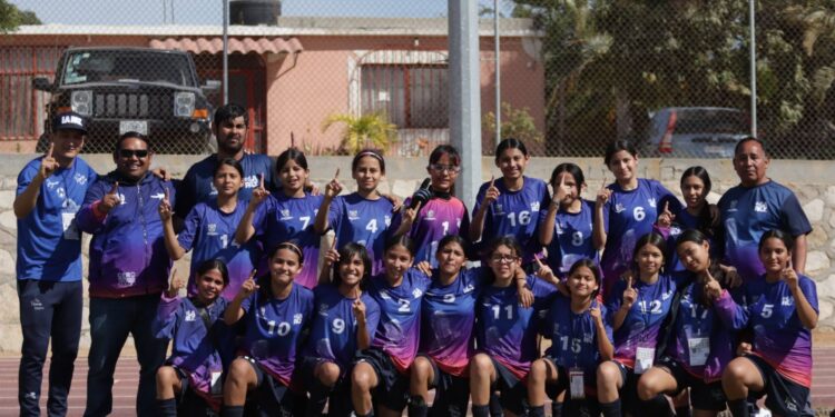 Competirán futbolistas de La Paz en la Olimpiada Nacional en Colima