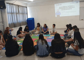 Imparte IMM La Paz, taller sobre prevención de embarazo en adolescentes