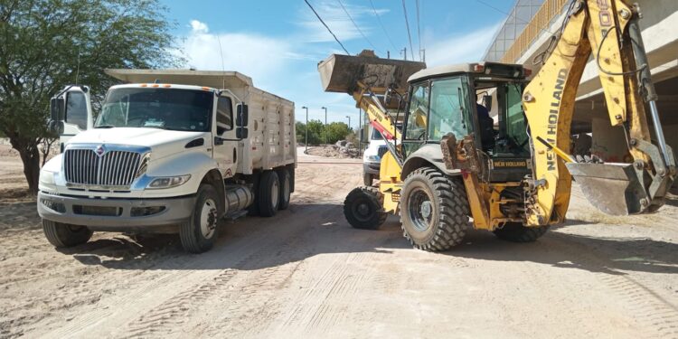 Comienza limpieza de arroyos por temporada de huracanes en La Paz