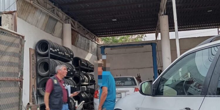 Atienden en Los Cabos denuncias por quema de basura en vía pública 