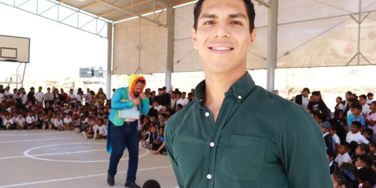 Programa Rutas Creativas llega a la primaria Francisco Romero Escopinichi en Cabo San Lucas