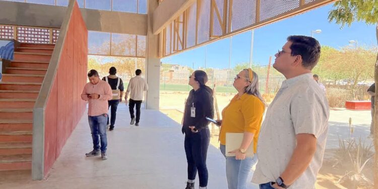 Avanza rehabilitación de parques en Cabo San Lucas