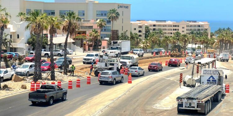Supervisión permanente a obra de paso a desnivel Glorieta Fonatur