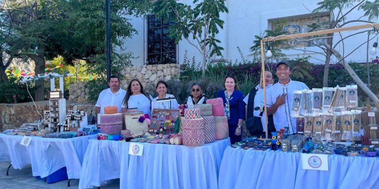 Vuelven los domingos de “Viva la Plaza” en Cabo San Lucas: un espacio para el arte, la cultura y la gastronomía