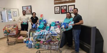 Comunidad universitaria de la UABCS realiza donación al asilo San Vicente de Paul