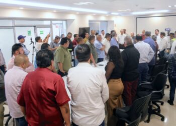 Bajo agenda interinstitucional se reordenará el transporte en Los Cabos