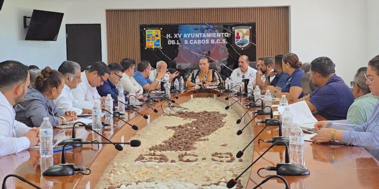 Avanza rehabilitación de más de 100 parques públicos en Los Cabos