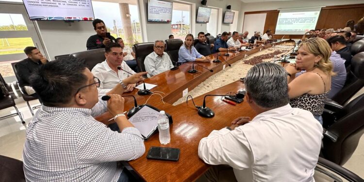 Con recorrido de supervisión en Glorieta de Fonatur culminó reunión de mesa de movilidad