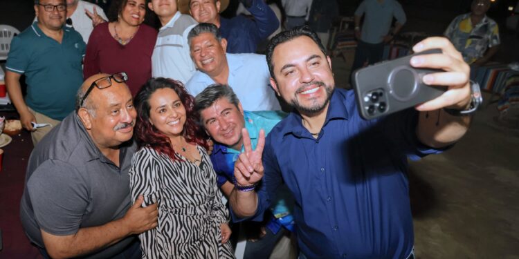 El presidente municipal de Los Cabos destaca la importancia de la labor periodística en conmemoración del Día de la Libertad de Expresión