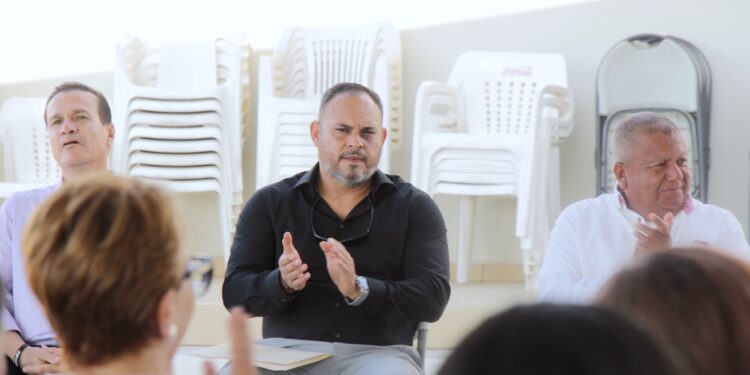 Ciudadanía de Cabo San Lucas recibe asesoría gratuita y permanente