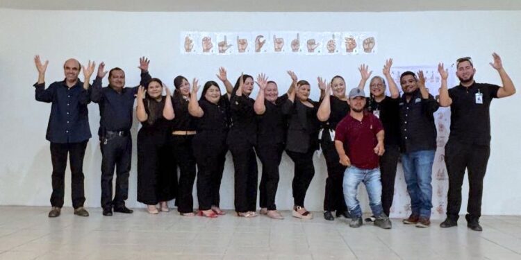 Finaliza con éxito curso “Introducción a la Lengua de Señas Mexicanas” en Miraflores