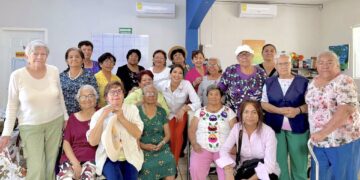 Reafirma Sol Delgado compromiso de DIF Los Cabos con adultos mayores durante visita a Casa de Día
