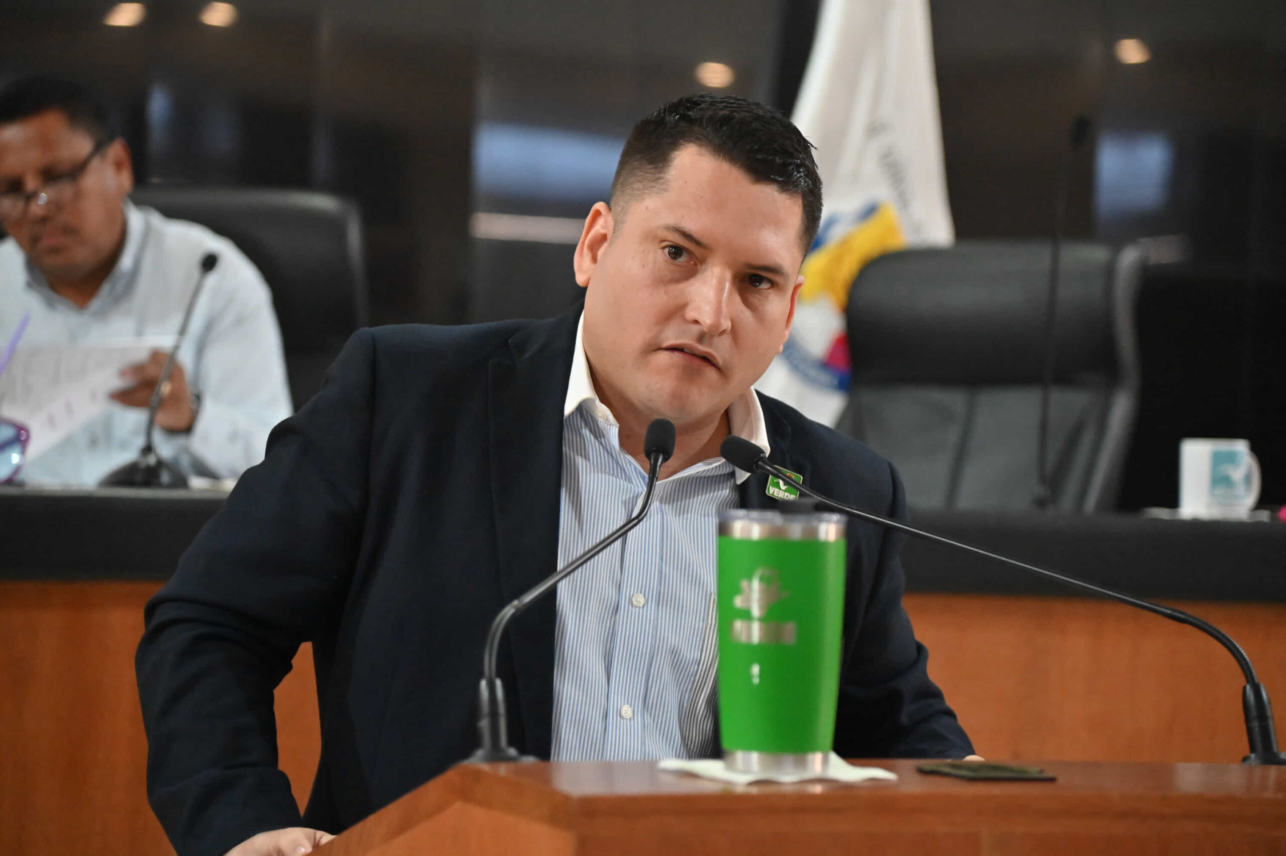 Que establecimientos sean supervisados sobre la restricción de Ley Desplastificate