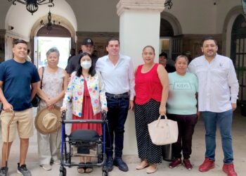 Gestión cercana y efectiva con la entrega de apoyos sociales en Los Cabos para fortalecer a las familias
